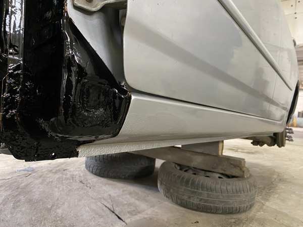 Toyota Fielder: порог после сварки и обработки